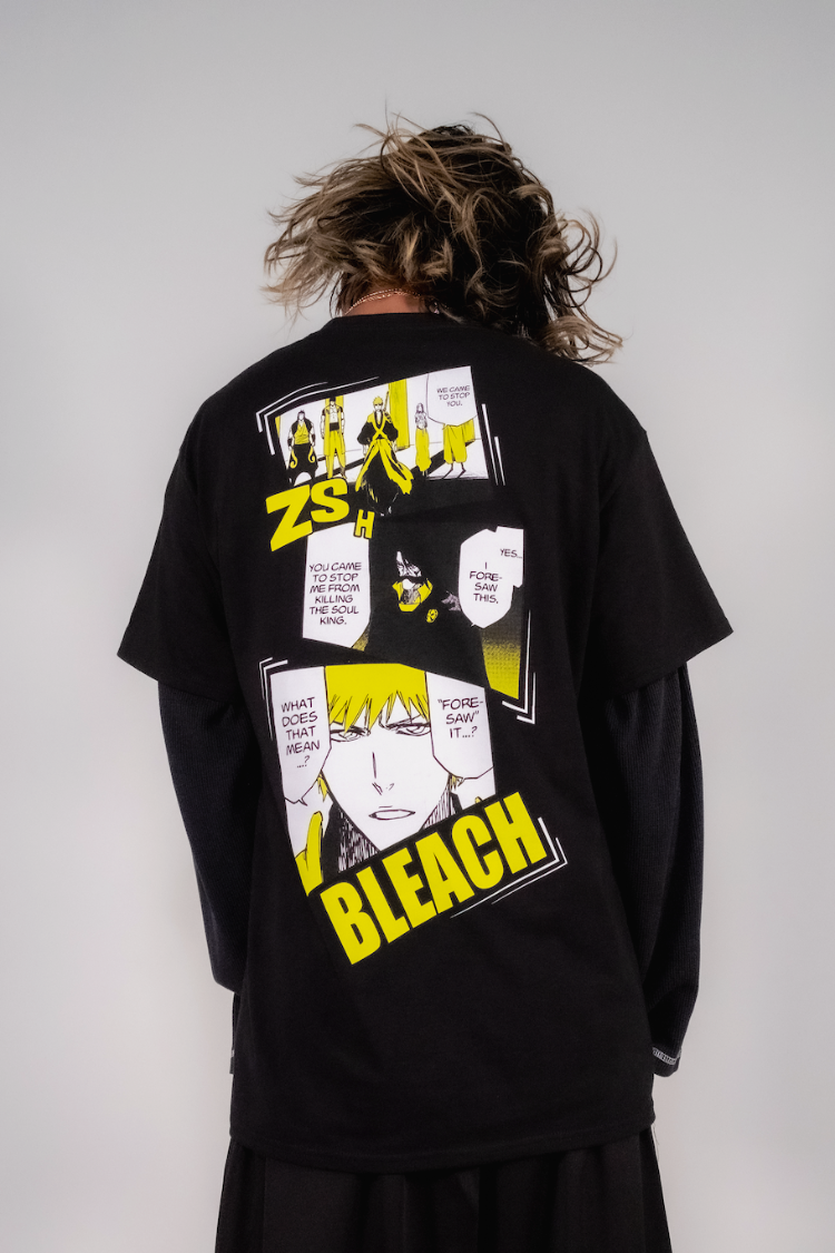 BLEACH Yhwach Meets Ichigo Tee - Black